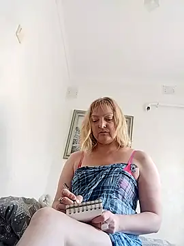 LiluLiluLilu online show from 09-13-25, 07:08