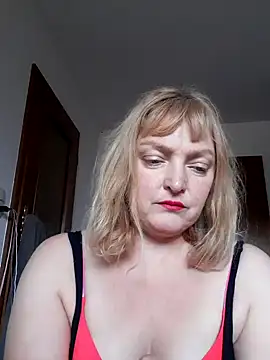 LiluLiluLilu online show from 10-08-25, 03:09