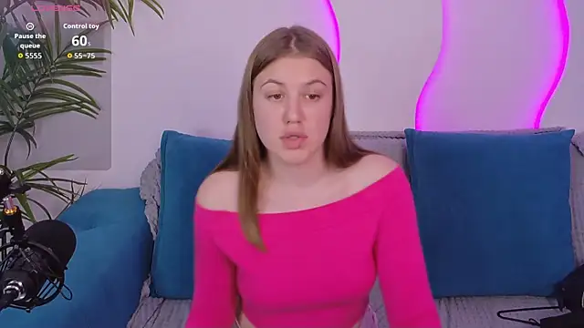 MelanieHenders online show from 09-24-25, 05:05