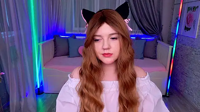 Snapshot of AlmaSound chatting on 11-05-25, 05:18 AlmaSound online show from 11-05-25, 05:18