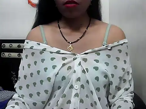 Snapshot of Lalita_thakur chatting on 10-24-25, 03:52 Lalita thakur online show from 10-24-25, 03:52