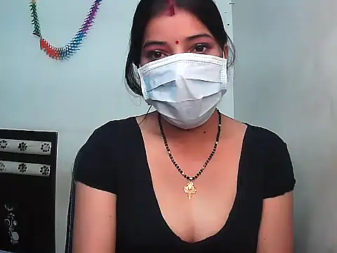 Snapshot of Lalita_thakur chatting on 10-31-25, 07:20 Lalita thakur online show from 10-31-25, 07:20