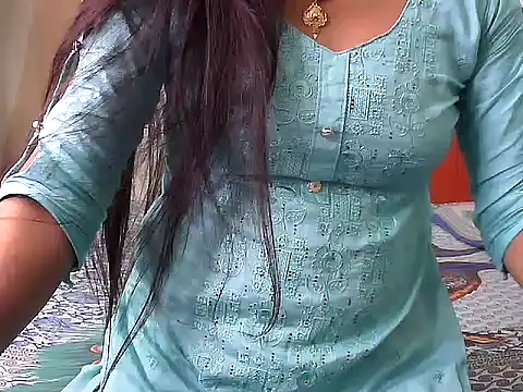 Snapshot of Lalita_thakur chatting on 11-20-25, 04:29 Lalita thakur online show from 11-20-25, 04:29