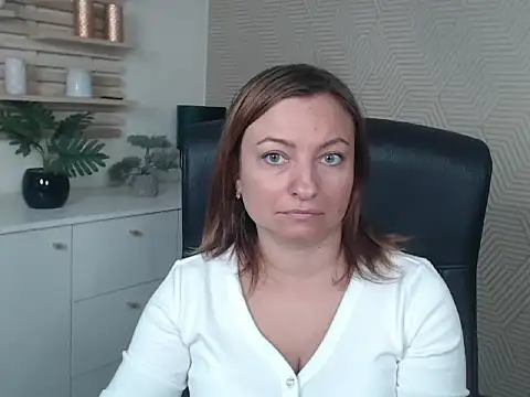 angelaSamt online show from 09-22-25, 05:42