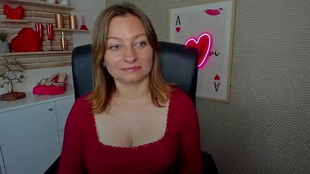 Snapshot of angelaSamt chatting on 06-16-26, 05:43 angelaSamt online show from 06-16-26, 05:43