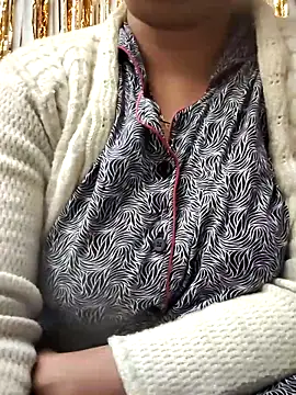 Alina-khan online show from 02-07-26, 07:50