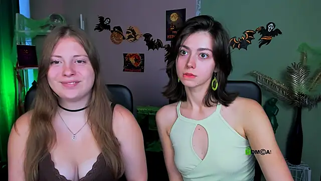 kitniss dreamy online show from 10-28-25, 01:25