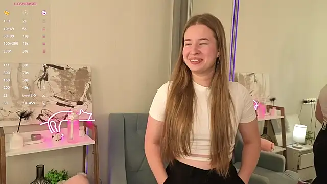 Snapshot of JenLottie chatting on 09-18-25, 01:24 JenLottie online show from 09-18-25, 01:24