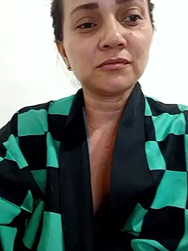 Snapshot of Amanda39 chatting on 01-08-26, 04:26 Amanda39 online show from 01-08-26, 04:26