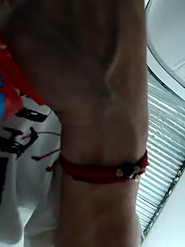 Snapshot of Amanda39 chatting on 01-19-26, 01:26 Amanda39 online show from 01-19-26, 01:26