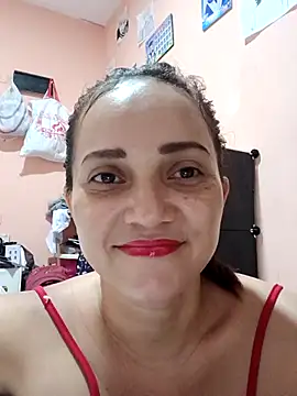 Snapshot of Amanda39 chatting on 02-18-26, 07:32 Amanda39 online show from 02-18-26, 07:32