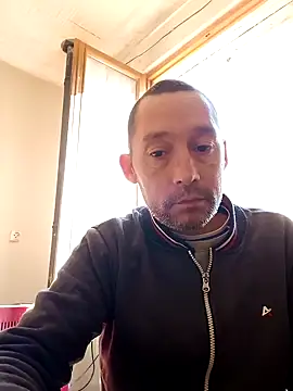 Snapshot of frederic198 chatting on 10-10-25, 02:49 frederic198 online show from 10-10-25, 02:49
