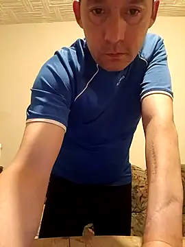 Snapshot of frederic198 chatting on 10-25-25, 08:03 frederic198 online show from 10-25-25, 08:03