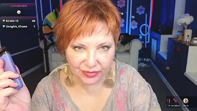 Kira Kenett online show from 10-25-25, 04:57