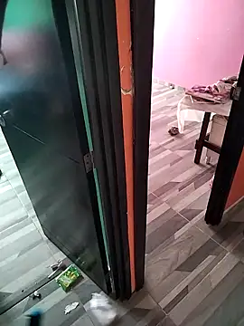 Snapshot of AnggelicaSwan21 chatting on 10-28-25, 01:58 AnggelicaSwan21 online show from 10-28-25, 01:58