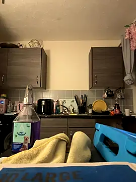 valentinalamont online show from 10-09-25, 03:37