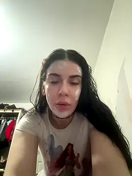 valentinalamont online show from 11-10-25, 05:12