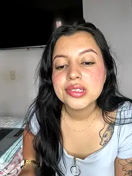 Snapshot of Emma_2903 chatting on 09-20-25, 10:11 Emma 2903 online show from 09-20-25, 10:11