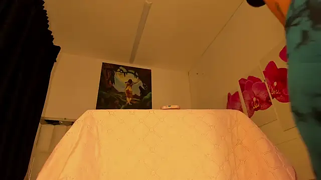 Snapshot of Gabby_Haze chatting on 07-23-26, 02:20 Gabby Haze online show from 07-23-26, 02:20
