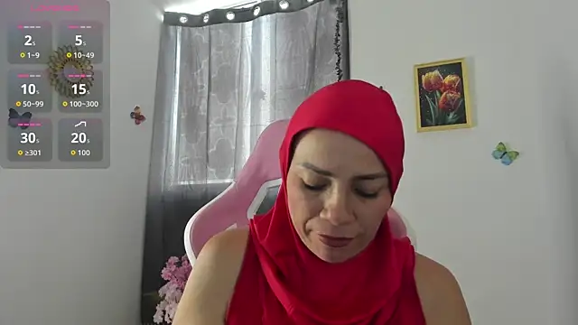 Snapshot of dalila_kemur chatting on 09-27-25, 12:54 dalila kemur online show from 09-27-25, 12:54