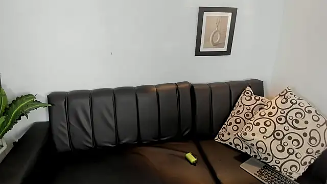 Snapshot of Danka_smith chatting on 09-13-25, 02:28 Danka smith online show from 09-13-25, 02:28