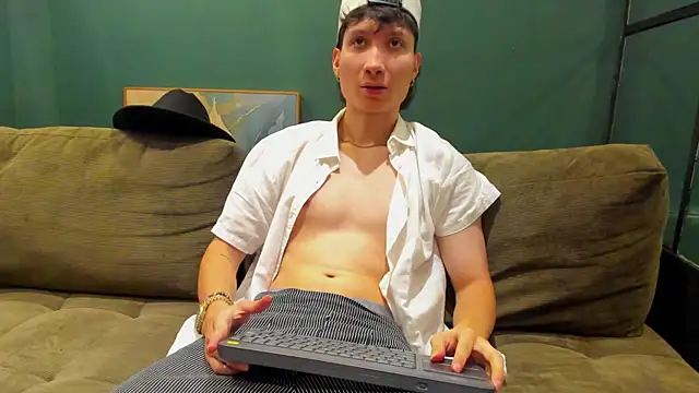 enzo steel online show from 10-17-25, 01:42