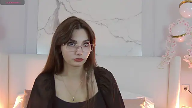 LeaMelone online show from 09-10-25, 07:25