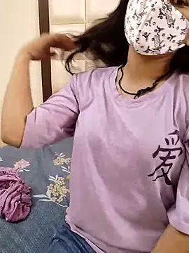 Snapshot of Sex_Queen_aaraya chatting on 09-16-25, 07:09 Sex Queen aaraya online show from 09-16-25, 07:09