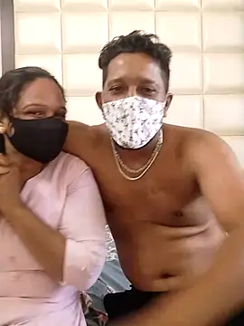 Snapshot of Sex_Queen_aaraya chatting on 09-20-25, 10:05 Sex Queen aaraya online show from 09-20-25, 10:05