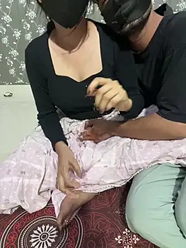 Sex Queen aaraya online show from 04-26-26, 02:26