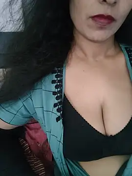 Snapshot of Deepa_Sharma143 chatting on 07-08-26, 06:29 Deepa Sharma143 online show from 07-08-26, 06:29