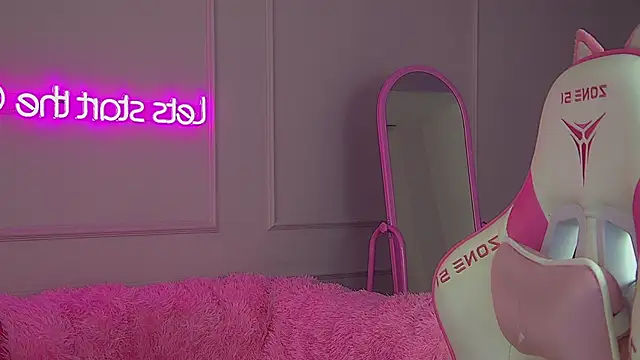 AgataFoxley online show from 11-24-25, 07:35