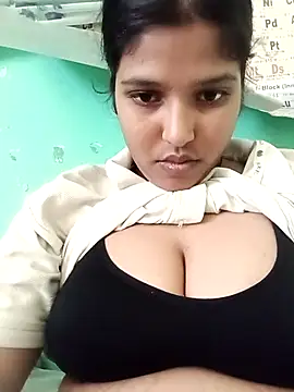 Snapshot of Palak-Sharma chatting on 05-12-26, 05:15 Palak-Sharma online show from 05-12-26, 05:15