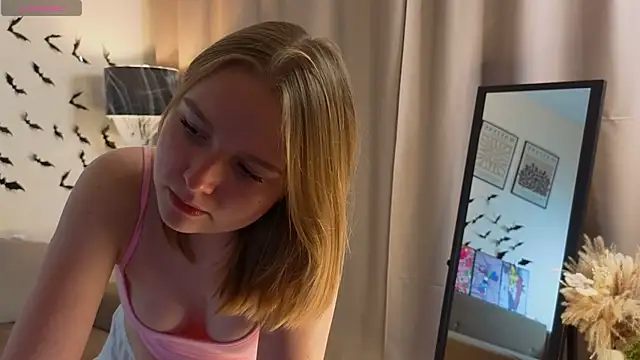 VinnieSerrano online show from 11-09-25, 02:59