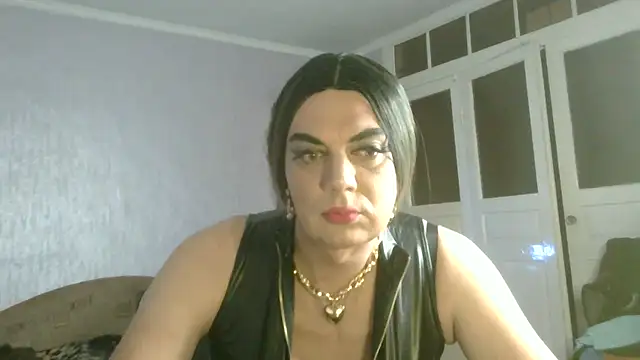 NiraFrost online show from 10-28-25, 06:21