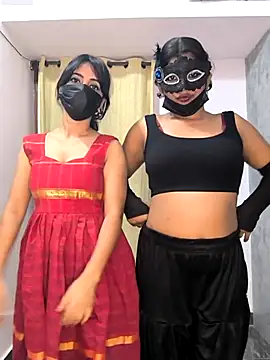 Snapshot of Family02 chatting on 02-10-26, 06:56 Family02 online show from 02-10-26, 06:56