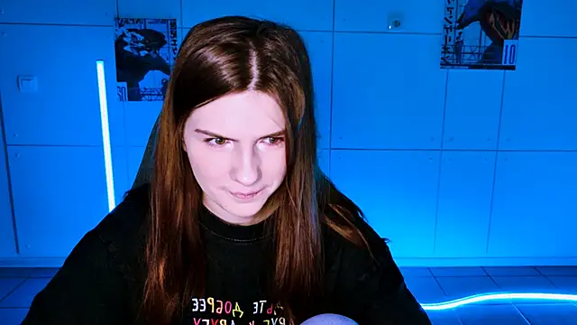 AliceCUNTach online show from 10-17-25, 05:10