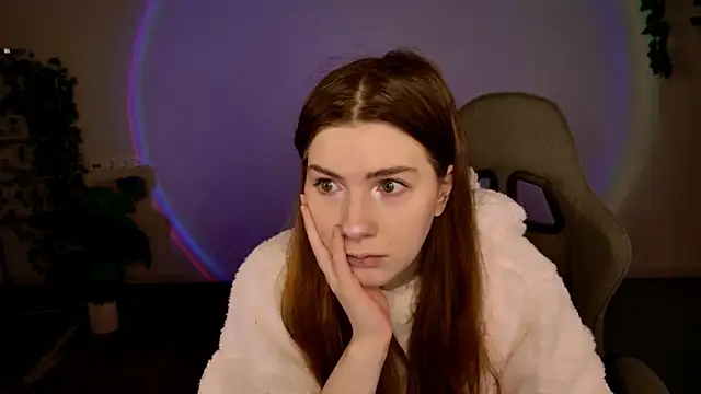 AliceCUNTach online show from 12-21-25, 05:03