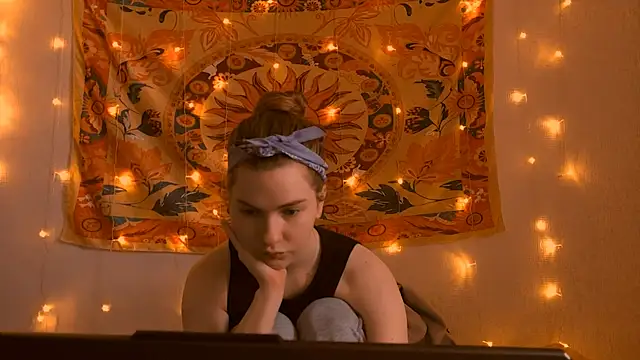 AliceCUNTach online show from 04-03-26, 05:05