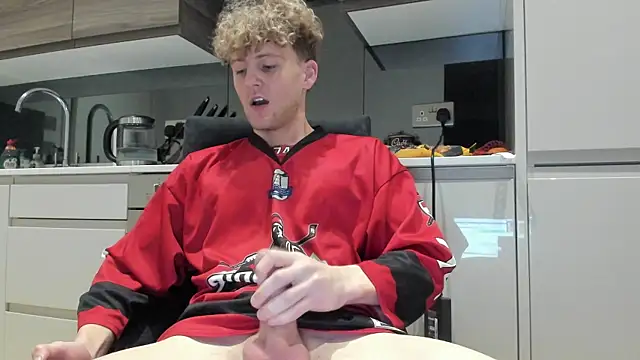 DominantAlex18 online show from 11-07-25, 02:11