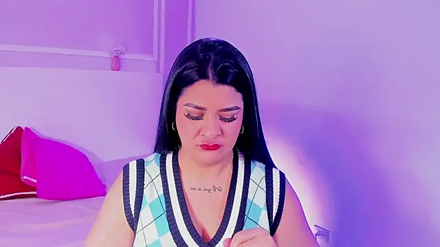 TianaGlow26 online show from 02-07-26, 09:40