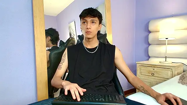 Lean Portman online show from 03-29-26, 02:28