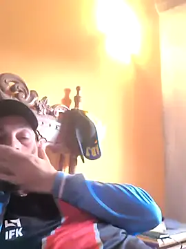 Snapshot of El_Andres_1 chatting on 12-14-25, 09:08 El Andres 1 online show from 12-14-25, 09:08