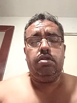 Snapshot of HomHot47 chatting on 09-14-25, 08:02 HomHot47 online show from 09-14-25, 08:02