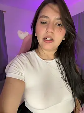 Snapshot of Angeldusttt chatting on 11-05-25, 07:36 Angeldusttt online show from 11-05-25, 07:36