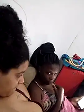 Snapshot of Morena_2021 chatting on 07-16-26, 01:00 Morena 2021 online show from 07-16-26, 01:00
