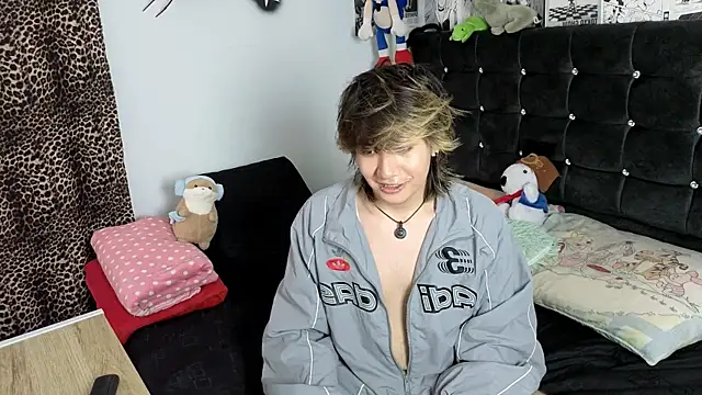 Vamps Lovers online show from 04-03-26, 08:40