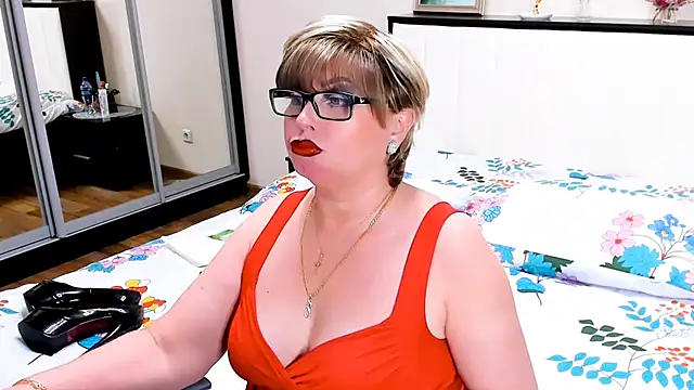 HappyWoman online show from 10-25-25, 08:25