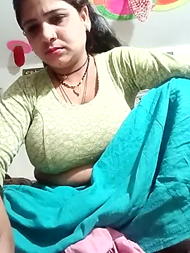 Snapshot of Rani_sahiba chatting on 05-12-26, 05:43 Rani sahiba online show from 05-12-26, 05:43