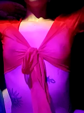 Snapshot of malvinaAAA chatting on 09-25-25, 04:16 malvinaAAA online show from 09-25-25, 04:16